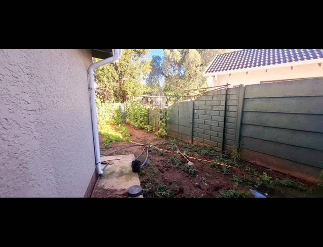 4 BEDROOM HOUSE FOR SALE IN EDLEEN